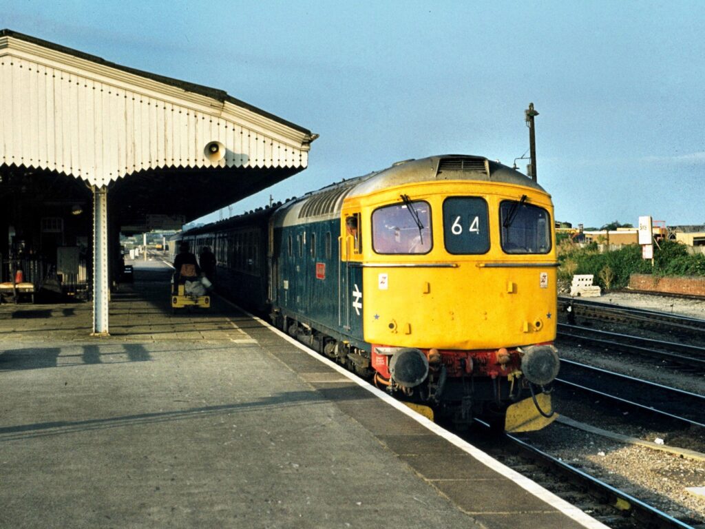 33008 Westbury